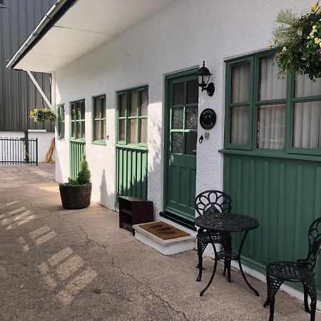 Deanwood Holiday Cottages Yorkley エクステリア 写真